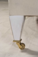 Tapered Leg